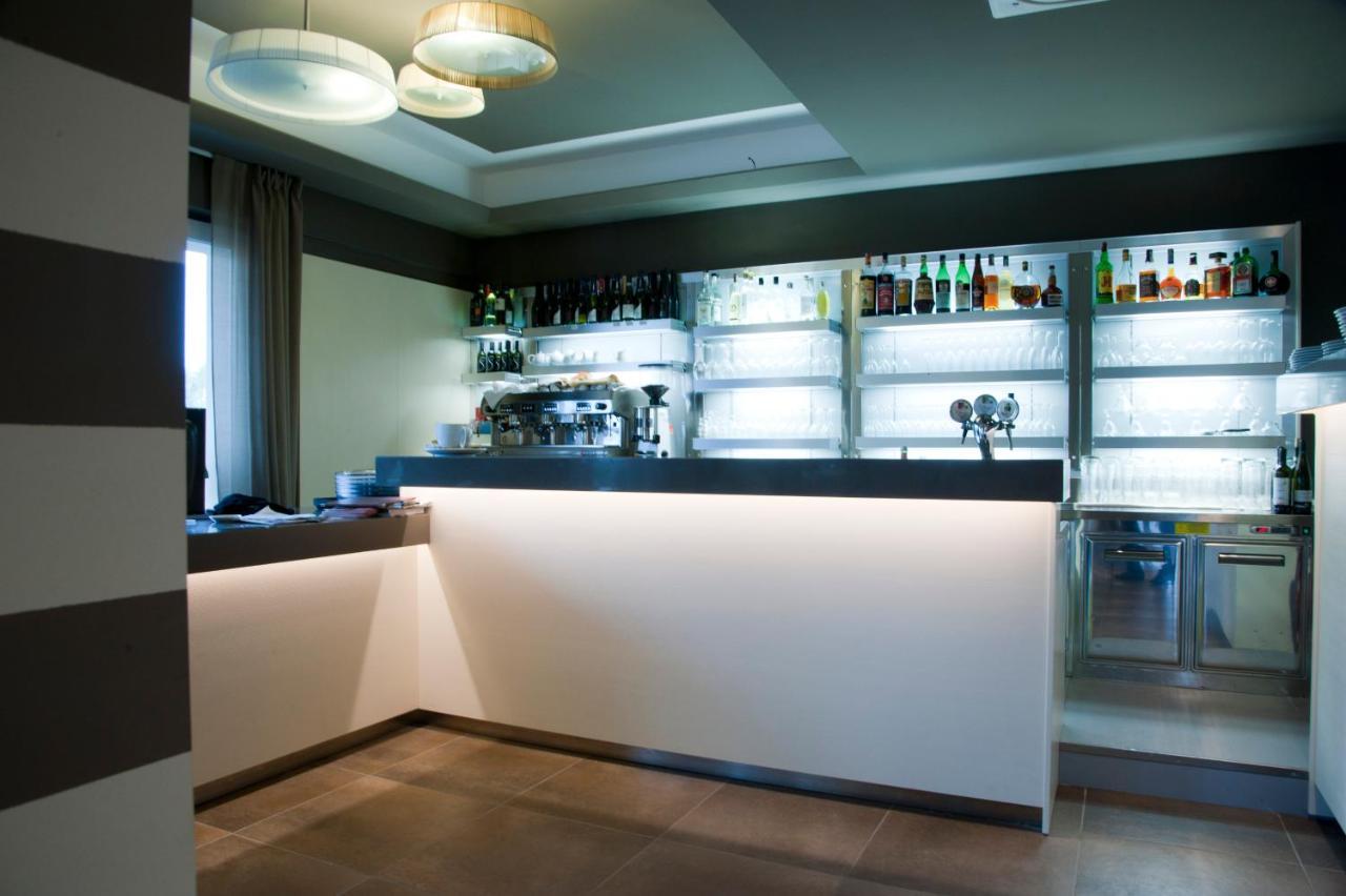 Hotel San Giorgio Le Colline San Colombano al Lambro Zewnętrze zdjęcie